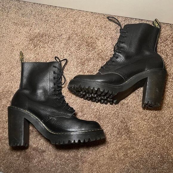 Dr. Martens Women's Black Boots - Picture 1 of 6